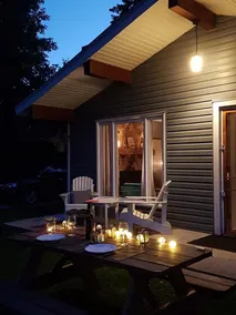 Romantic chalet with lake access and kayaks - Image 3