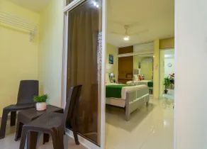Air-conditioning , BBQ, Downtown city, just 3 minutes from the cable car and the beach - Image 5
