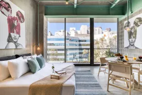 Sleek Suite w/Private Balcony | B/Lounge+Rooftop - Image 4