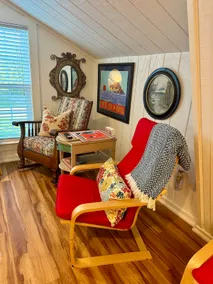 Red Roof Loft @ FireFly Farm - Image 2
