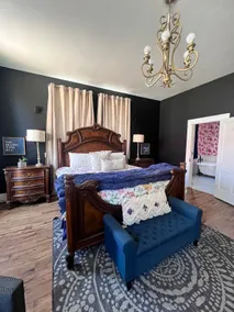 Aunt B’s Victorian - Image 3