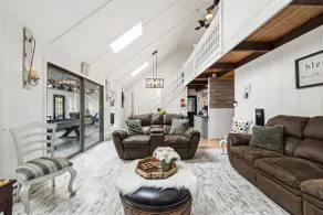 Lake Vibez: 5BR Lakefront + View, Kayaks*Ski *Golf - Image 5