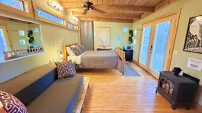 Nature Spa Refuge • Steam Sauna • Hot Tub • Plunge - Image 5