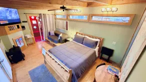 Nature Spa Refuge • Steam Sauna • Hot Tub • Plunge - Image 2