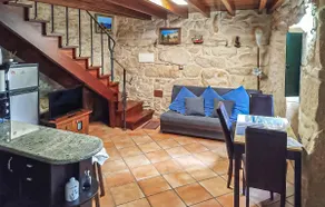 Lovely home in Muros with WiFi - Image 4
