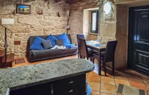 Lovely home in Muros with WiFi - Image 3