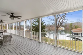 Lakefront Home w/dock near Bridgewater/Bars/Food - Image 5