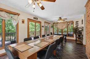 Lazy Bear Lodge | 12 Acre Fun Family Getaway - Image 3