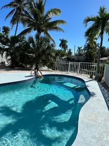 Sand shack retreat canal w/pool - Image 5