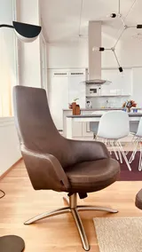 Deluxe Penthouse Downtown - Image 3