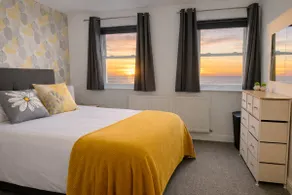 Sunset House On The Beach - Image 3