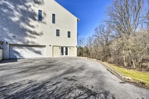 4 Mi to University of Delaware: Cozy Couple's Apt - Image 3