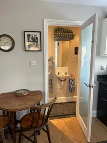 Lynwood Studio Apartment - Image 3