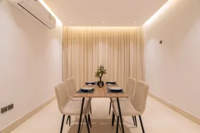 Al Majidiyah Luxury Apartment, 2 Bedrooms, Self Check-in & Basement Parking - Image 4