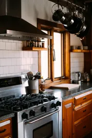 Secluded Mad River Valley Cabin: Chef’s Kitchen - Image 5