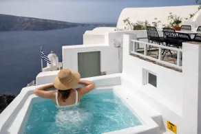 Ambi, Authentic Cycladic Cave Villa | Caldera View - Image 5