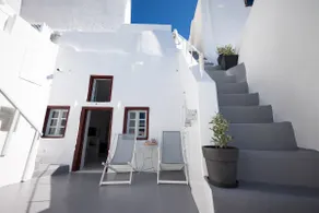 Ambi, Authentic Cycladic Cave Villa | Caldera View - Image 4