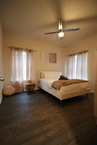 Charming 2 bedroom 2 bath apartment - Image 5