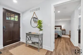 Lake Front Cottage - Image 2