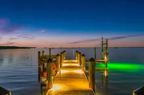 Waterfront private home, pool, dock, sunsets, tiki - Image 3