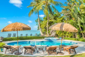 Waterfront private home, pool, dock, sunsets, tiki - Image 4