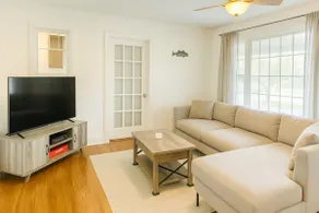Family Friendly Waterfront Home - Image 2