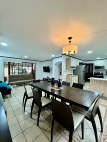 Escazú, The perfect Location. Condo. A/C #3 - Image 4