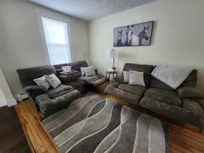 Center of Lenox, cozy Apartment 2-bedroom - Image 3