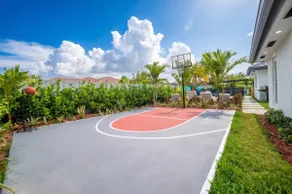 Getaway in South Miami • Pool_BBQ • Ping Pong_Golf - Image 4