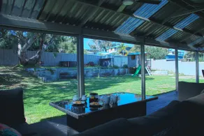 Leander Beach House Sleeps 13 dogs welcome and pool table - Image 5