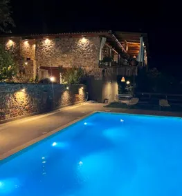 Calypso Villa with Jacuzzi Pool & Sea View - Image 3