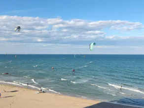 Hus med 3 våningar på stranden. Stranden hus - Image 2