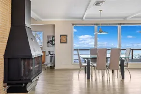 Lakefront Home - Sunroom, Deck, Grill & Lake View - Image 4
