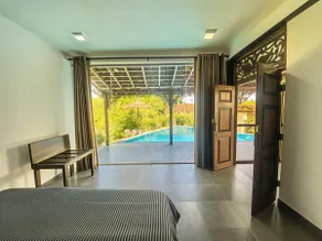 Peacock Villa - Image 5