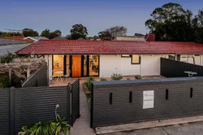 3BR Goodwood Home Showgrounds, Tram, Restaurants - Image 5
