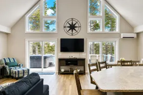 New 2023 Waterfront Home near Acadia with Hot Tub - Image 4