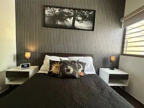 Raven Smart Home| WiFi7|10 min Downtn & Airport| - Image 2