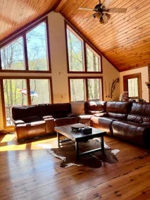 Cabin in Franklin+ Starlink+Loft+ - Image 3