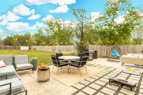 3BR Light-filled, pet-friendly central Austin home - Image 4