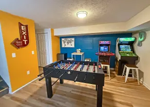 Recently Refreshed 5BR Chalet | GameRm | FireTable - Image 4