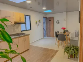 Family Flat one block from the central park! - Image 5