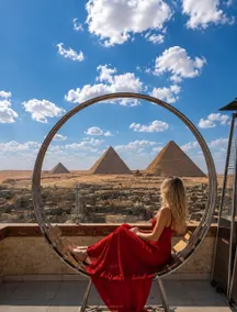 Luxury jacuzzi & pyramids view  - Image 2