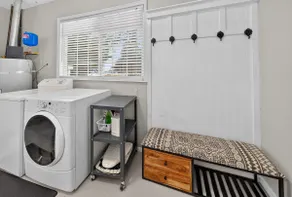 Cute and Cozy Basement Apartment - Image 3