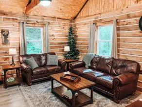 Whitetail Woods cabin w/ HOT TUB and Patoka pass - Image 2