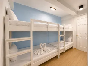 [Sleeps 10] Aesthetic 2BR w/ Kitchen | Near Beach - Image 3