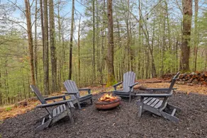Cozy and cute, close to everything RRG! WiFi! - Image 5