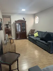 Townhouse with 24-hour private security - Image 3
