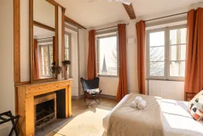 Duplex with Private Garden and View of Vieux-Lyon - Image 3