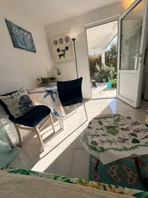 Laniakea small apartment in shared house - Image 2