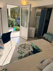 Laniakea small apartment in shared house - Image 3